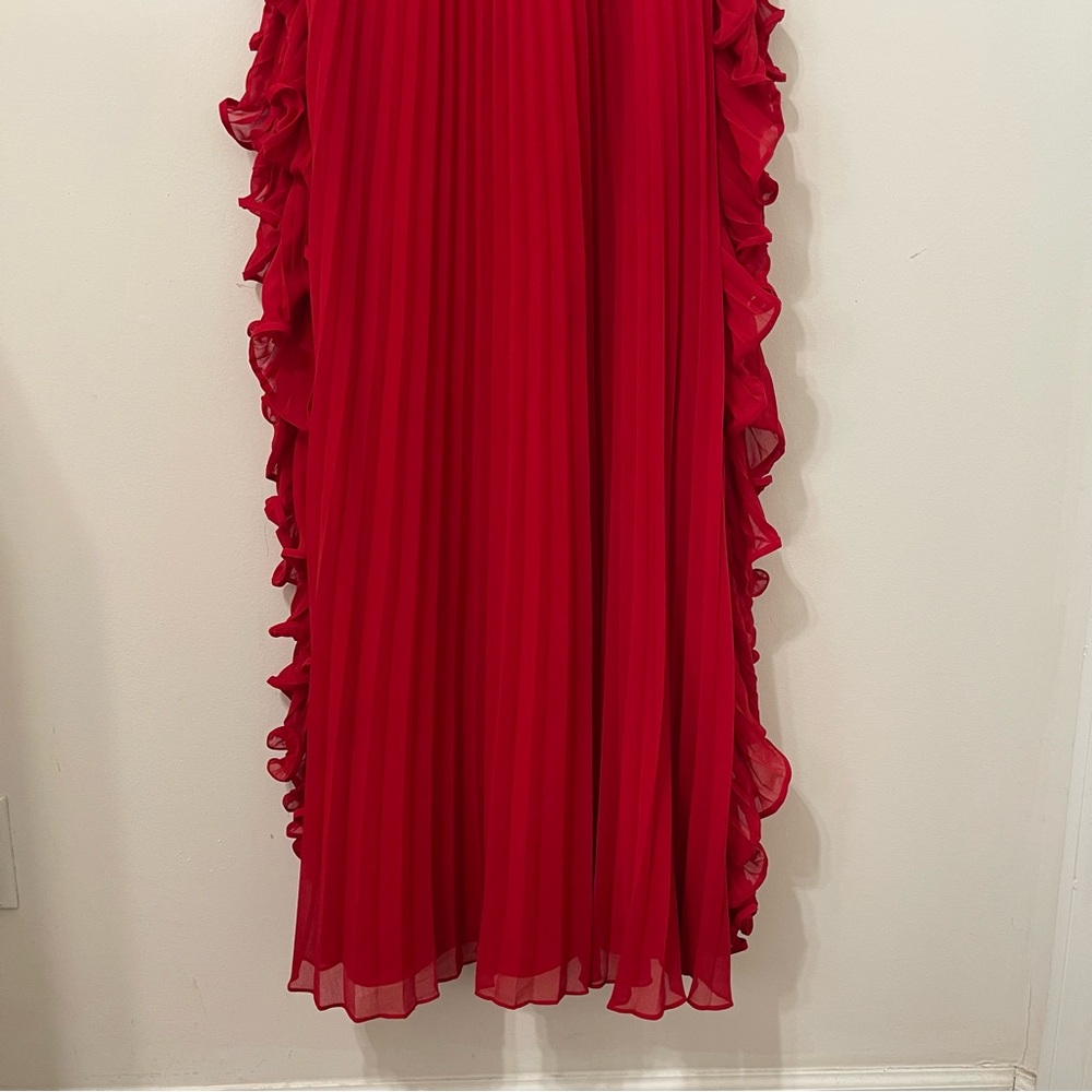 Badgley Mischka Strapless Pleated Ruffle Gown - Picture 8 of 14